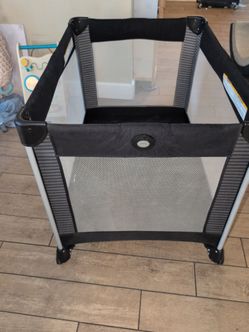 Graco pack n play