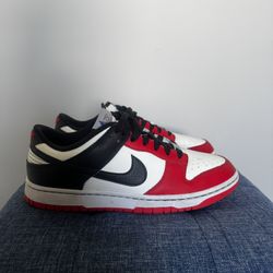 Nike Dunk Low Chicago 75th Anniversary Edition Men's Size 9.5