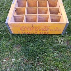 1960's Coca-Cola wooden family 12 size bottles box has handles 