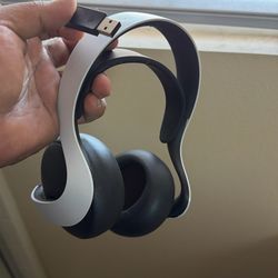 The PULSE 3D wireless headset