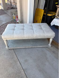 Gray bench / ottoman