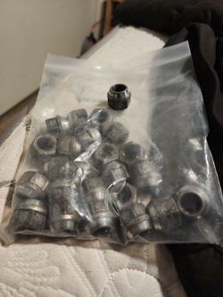 Lug nuts