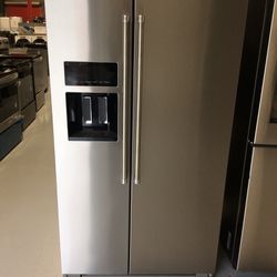 Kitchen Aid Side By See Stainless Steel Fridge 