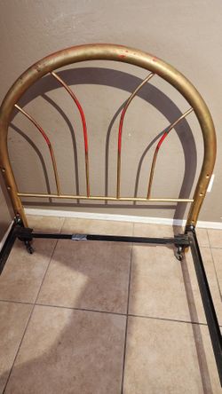 Twin Frame