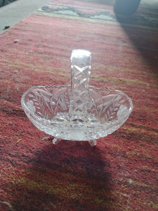 Crystal Glass Basket 35