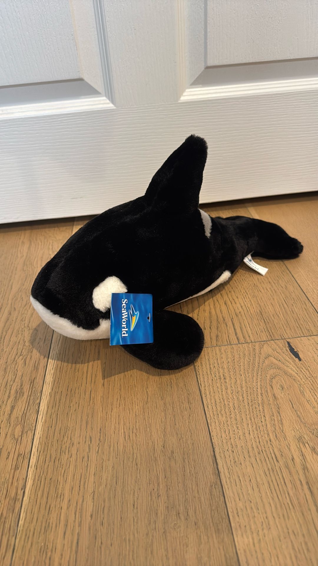Killer Whale Plushie NEW Sea World