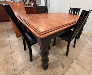Dining Table and Chairs and extra leaf