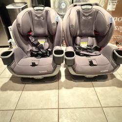 Graco Extend2Fit 3-in-1 Car Seat Gray