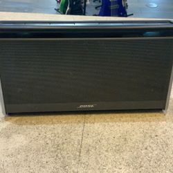 Bose Soundlink In Grey Case W/ Charger 