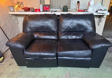 Beautiful brown leather couch