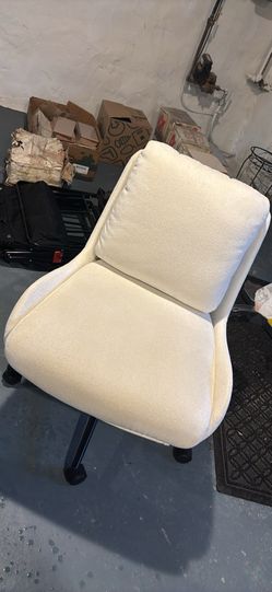 Wayfair office chair (plz read)