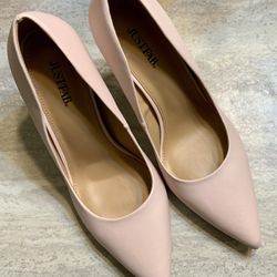 JUST FAB Pink Stiletto Size 9 Never Worn  $10.00