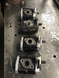 Toyota 7 series forklift hydraulic pump
