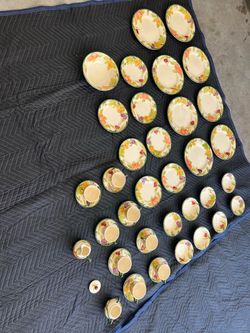 Vintage Franciscan Fresh Fruit Pattern Dinnerware Set – 42 Pieces – Made in USA