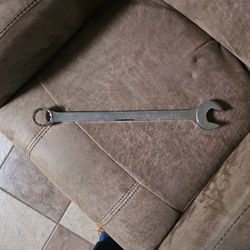 MAC KNUCKLE SAVER 1 1/4 WRENCH 