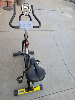 PYHIGH Upright Exercise Bike
