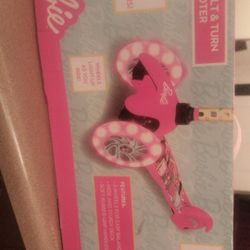 Minnie Barbie Scooter 3age 75 Lbs 