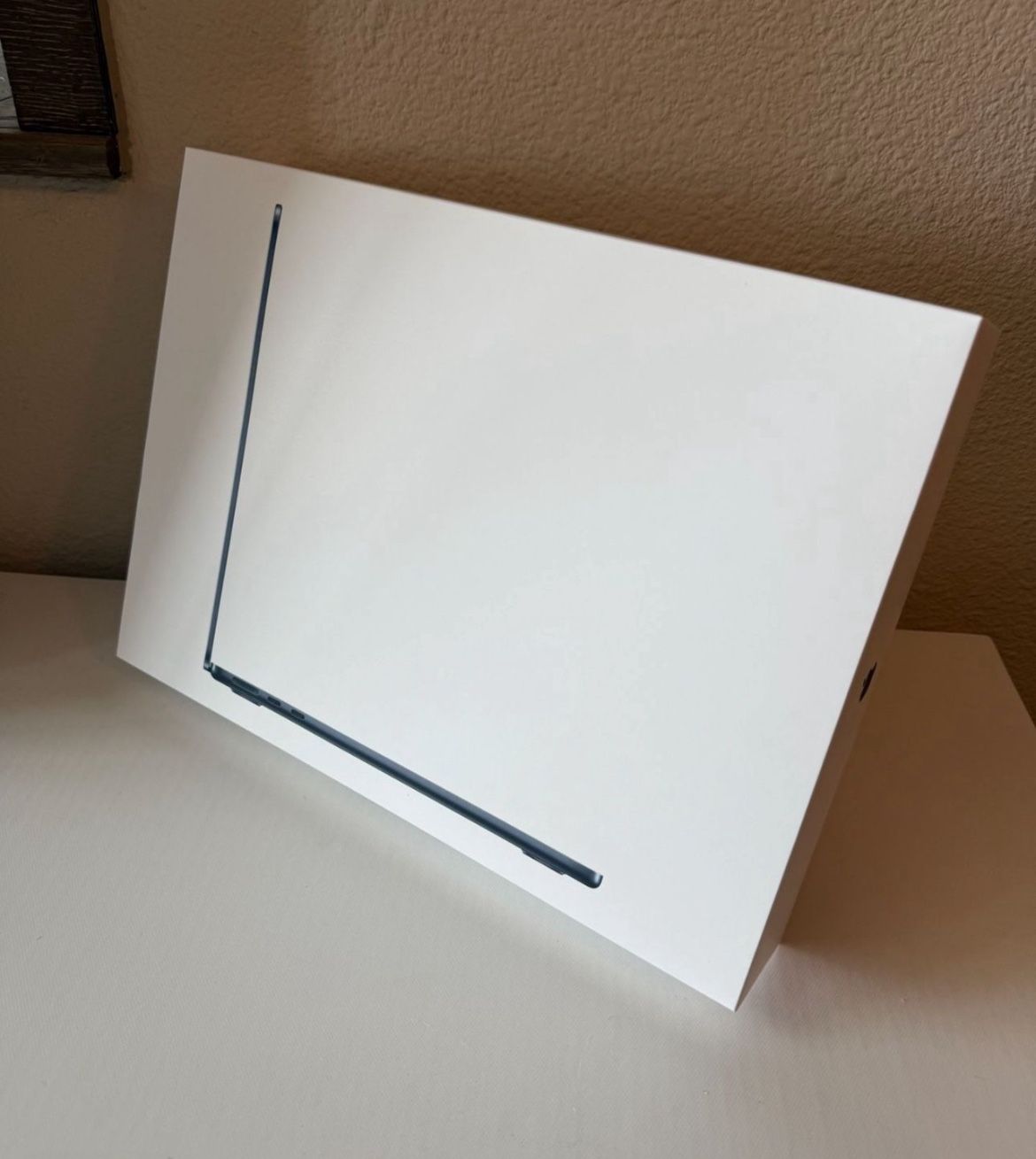 13” Apple MacBook Air laptop m4 chip 16gb 256gb 