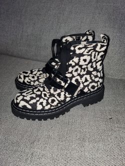 *NWOT* Anthropologie Cecelia New York Hayden Boots-size 8.5