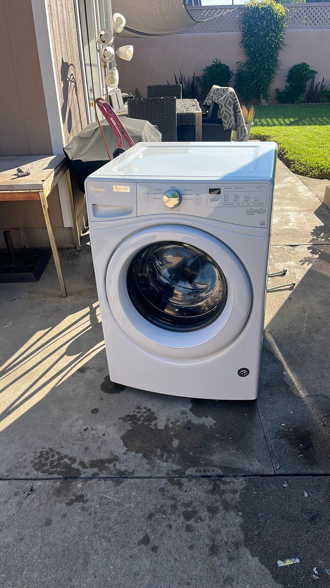 Selling Washer Whirlpool Good Condition