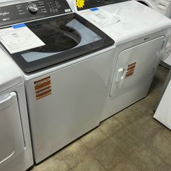 Whirlpool Washer And Dryer Set With Removable Agitator 