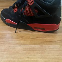 Jordan 4 “Red Thunder”