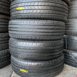 225/60R18 Marca Michelin Usadas En Excelentes Condiciones De Vida
