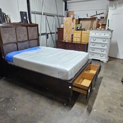 Queen Bed And Mattress 