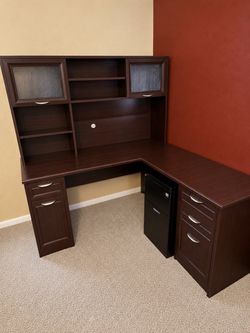 Excellent Condition Office Desk