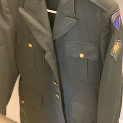 US ARMY DRESS JACKET, Just The Top, From The 1960s.