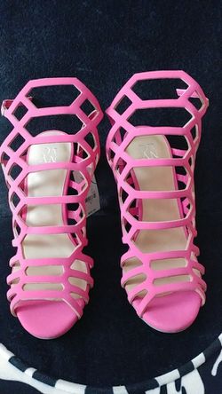 New York and Company Hot Pink High Heels, size 6, brand new and never worn