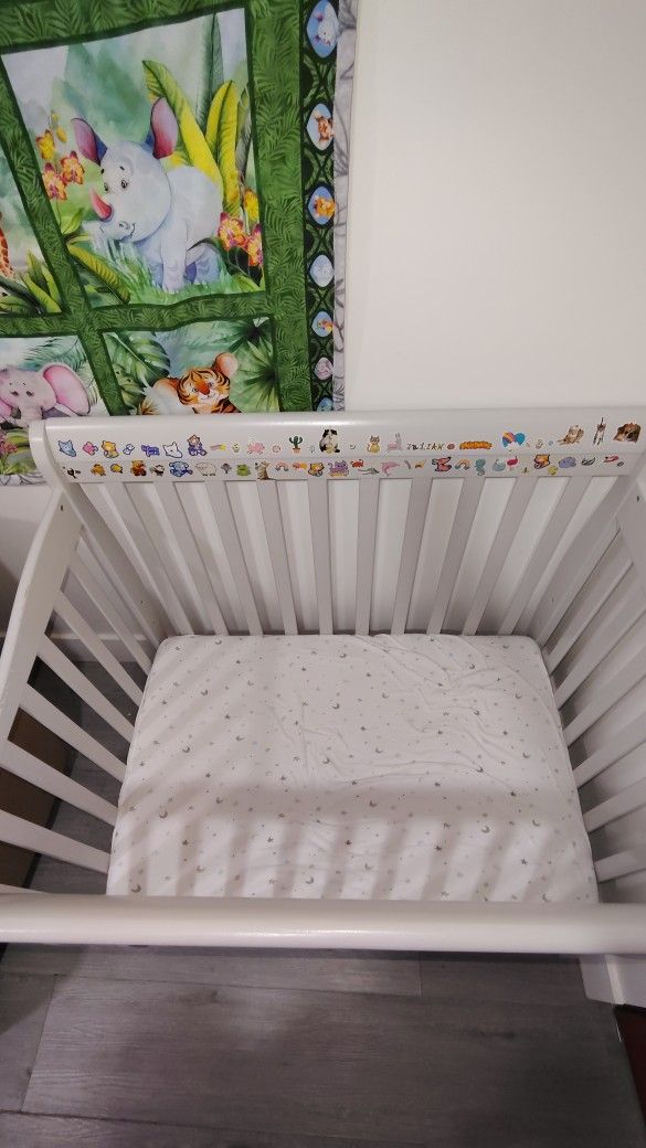 Baby mini Crib With Mattress