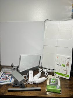 Nintendo Wii.  With everything shown tested working read description