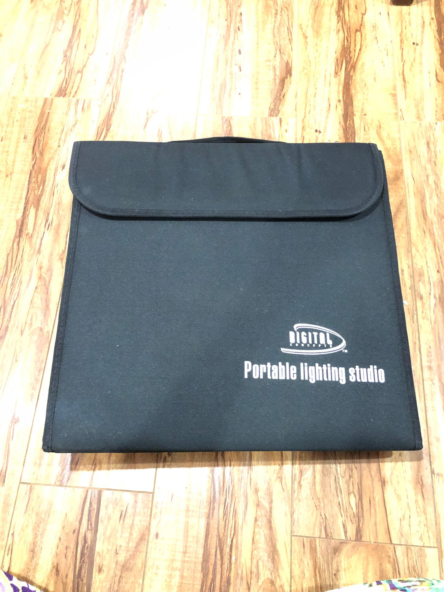 Digital Concepts Portable Lighting Studio Packable VL-23
