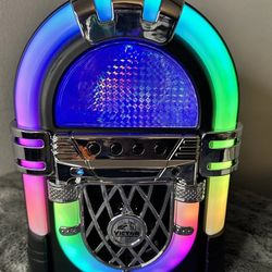 Victor mini bluetooth jukebox