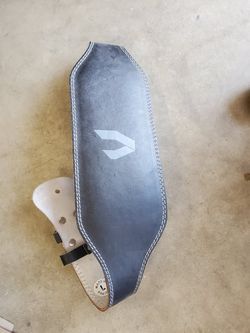 Weight lifting belt