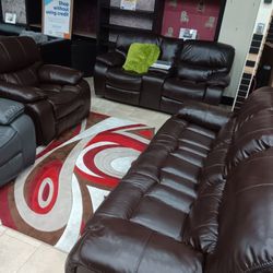 *Manager's Special*---Madrid Brown Leather Reclining 3 Piece Sets---Delivery And Easy Financing Available 👍 