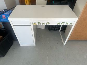 White desk