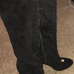 Lace-up knee-high boots