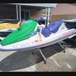 SEADOO GTX RUNNING NEW MOTOR LOW HOURS REBUILT CARBS NEW UPHOLSTERY SEATS CURRENT 2025 TAGS 10 HOURS