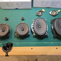 Tundra 2nd Gen Stock Speakers