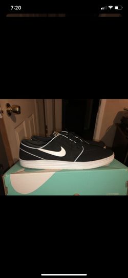Nike size 11.5 men 50 OBO