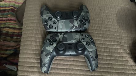 Camo PS5 Controllers 50$ EACH