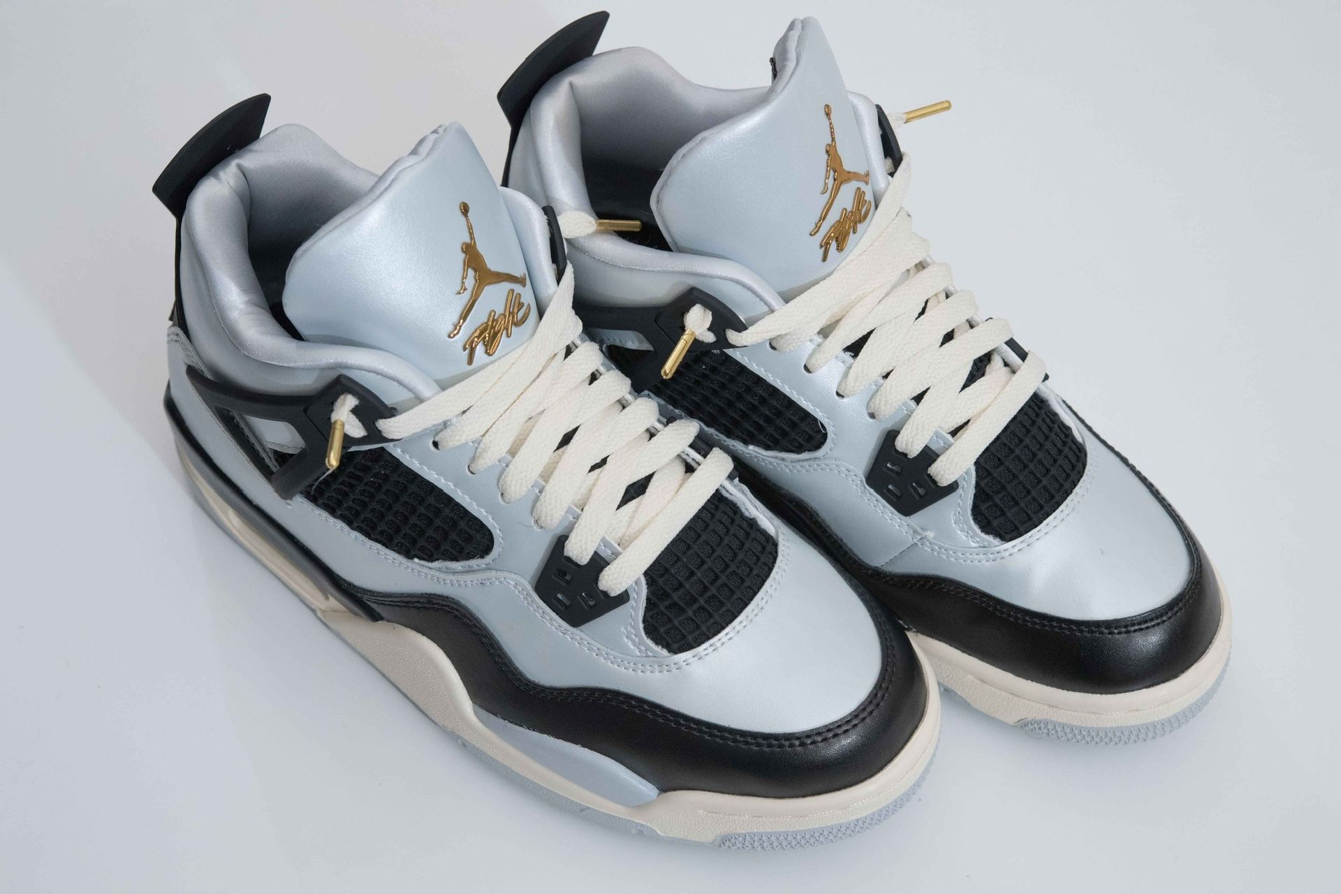Nike Jordan 4’s Size Youth 6Y (no Box)
