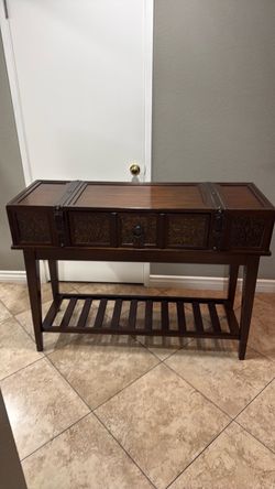 Hallway decorated console table