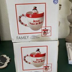 Christmas coffee cups