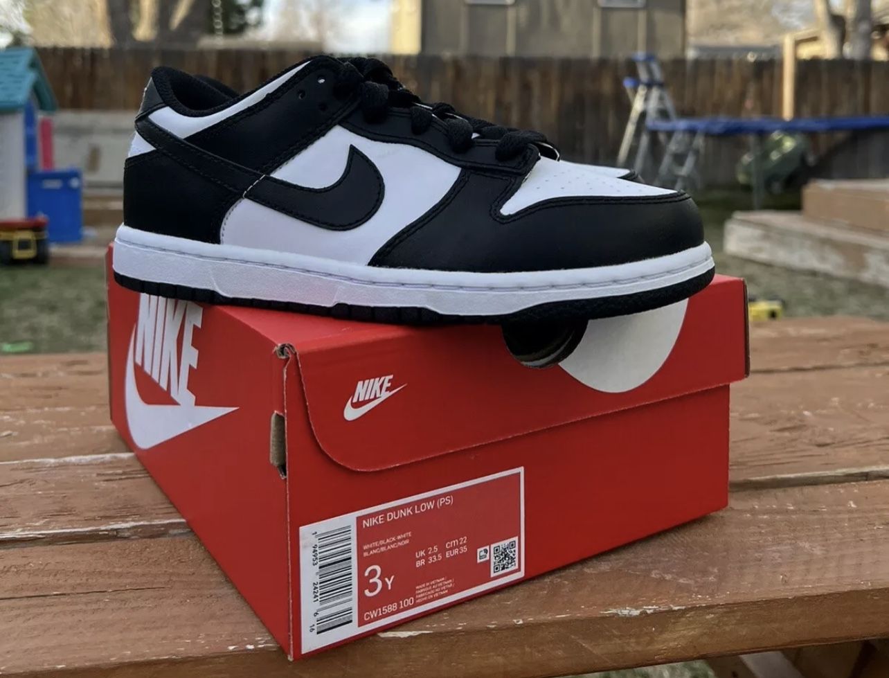 Nike Dunk Low Panda Black White Preschool PS Size 3y Brand New