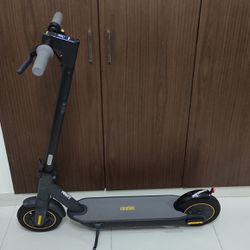 Ninebot~g30max(Gen 2)~Electric~Scooter 