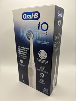Oral - B Electric Toothbrush
