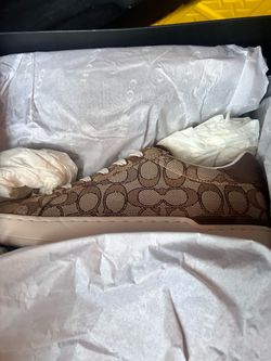 Coach shoes with belt bundle